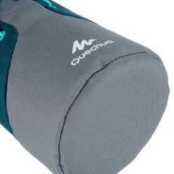 Quechua Housse Isotherme Pour Gourde Randonnée 1,2 à 1,5 Litre Gris/bleu 7 Quechua Housse Isotherme Pour Gourde Randonnée 1,2 à 1,5 Litre Gris/bleu -Camping En Plein Air Boutique housse isotherme pour gourde randonnee 12 a 15 litre grisbleu 2